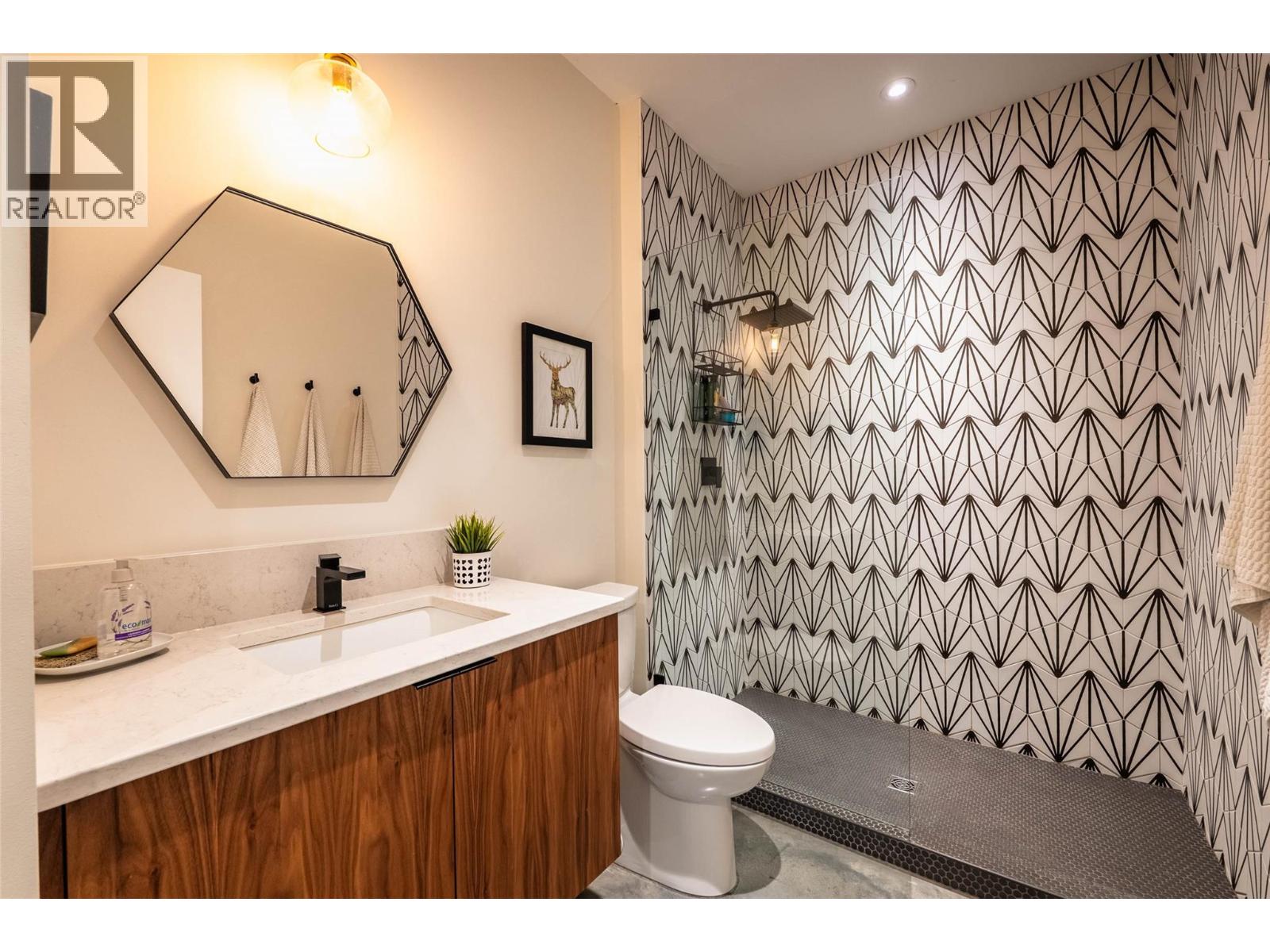 1409 Ash Street - 43