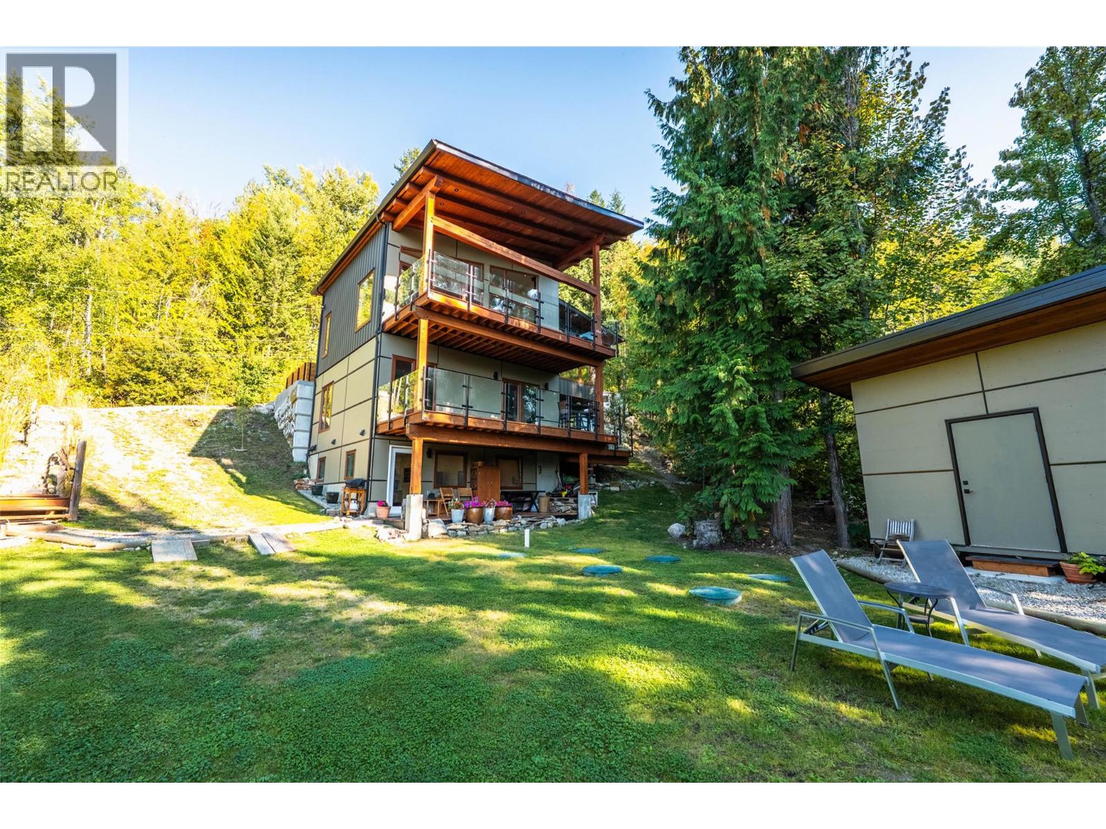 1409 Ash Street - 73