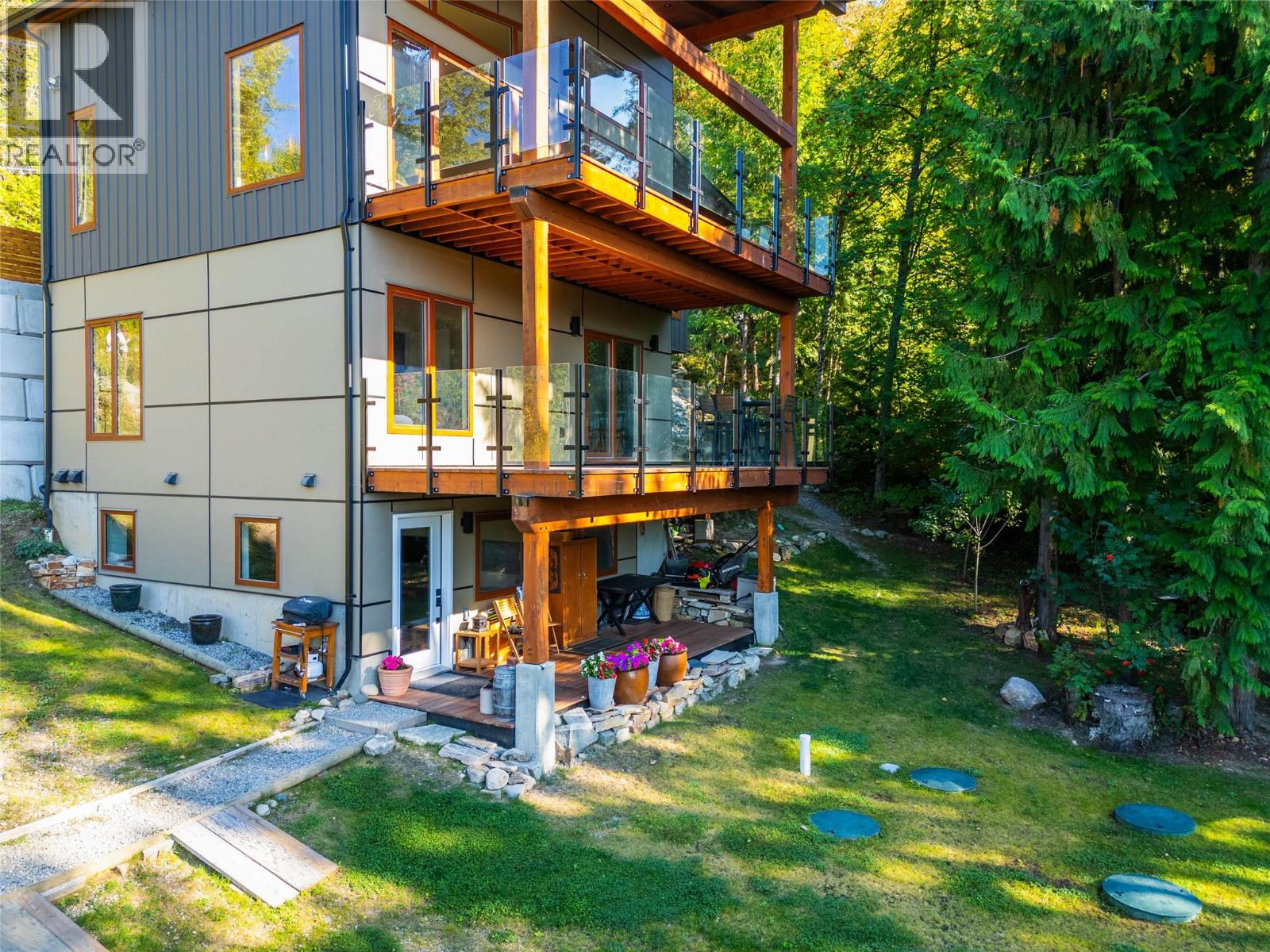 1409 Ash Street - 87