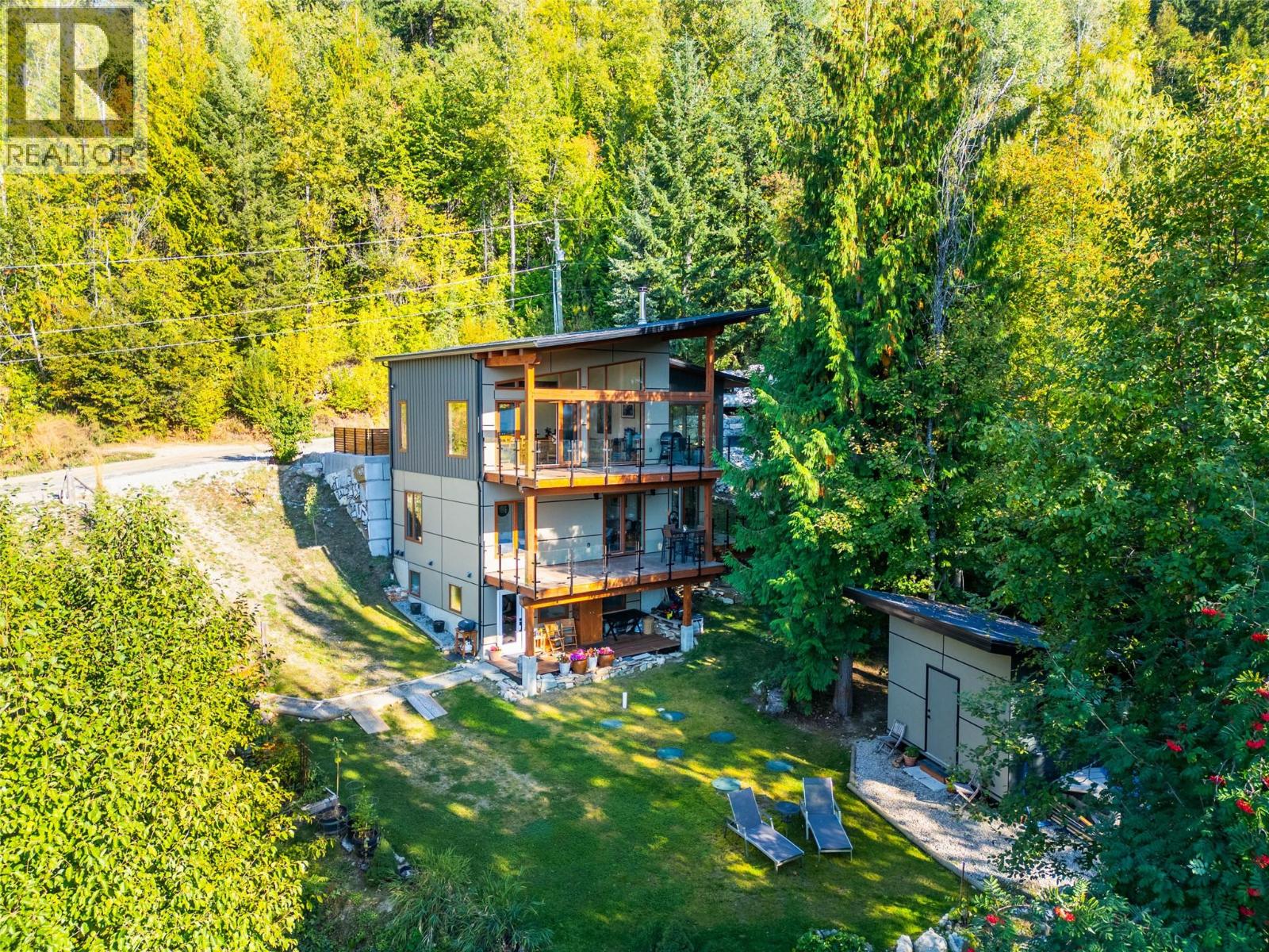 1409 Ash Street - 92