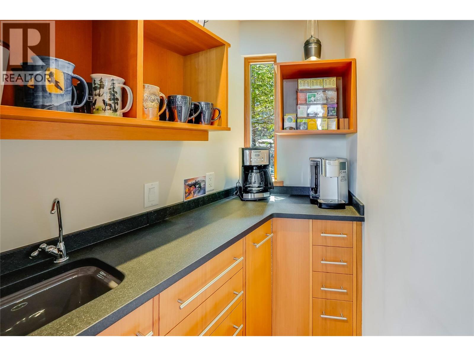285 Kootenay Lake Road - 27