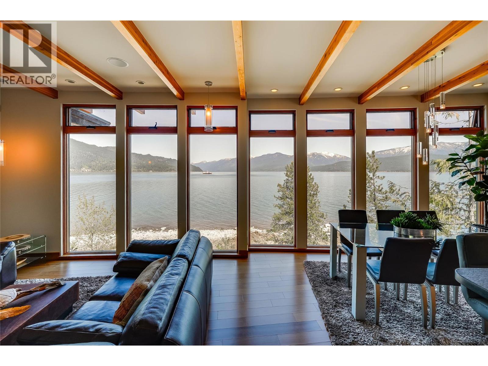 285 Kootenay Lake Road - 14