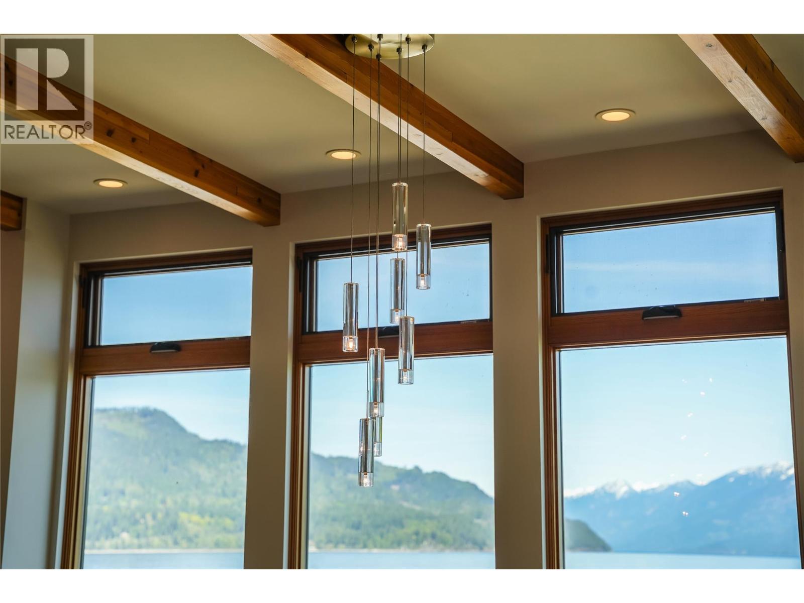 285 Kootenay Lake Road - 21
