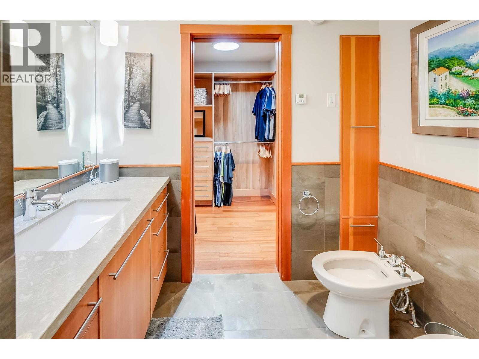 285 Kootenay Lake Road - 39