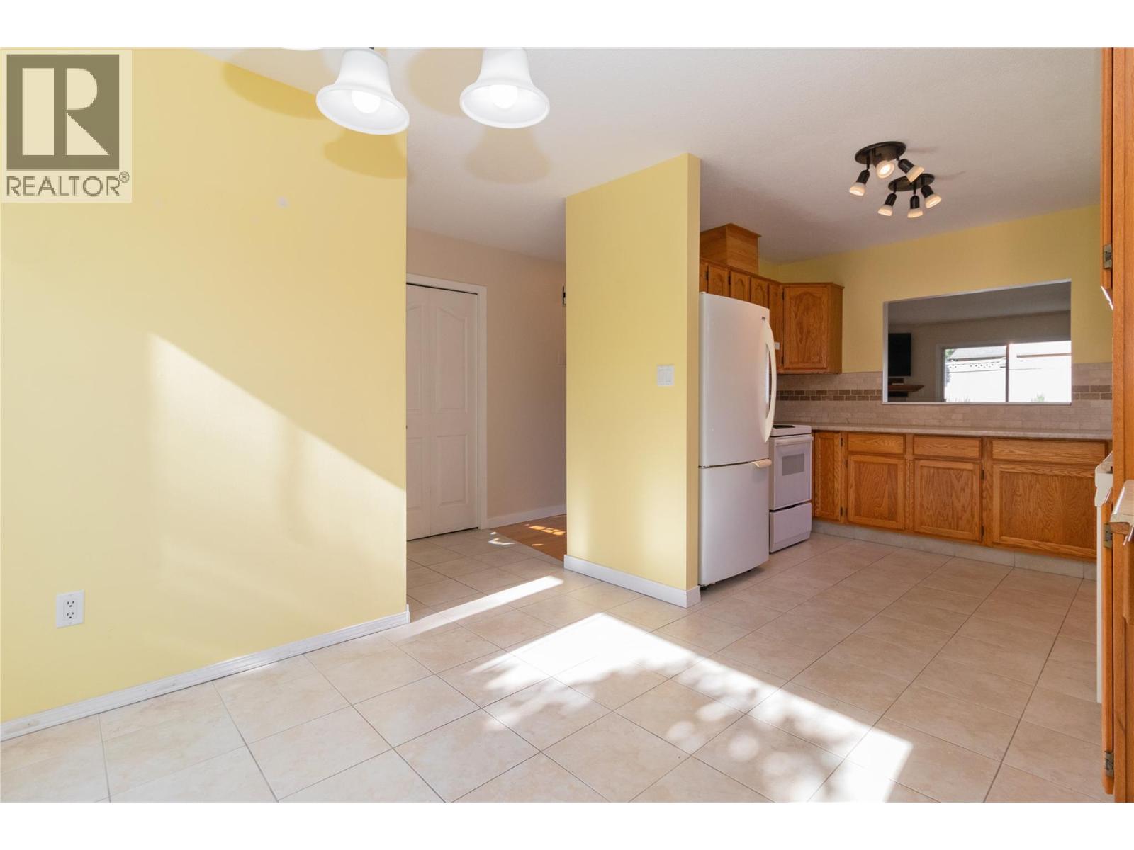 #116 915 Saskatoon Road - 12