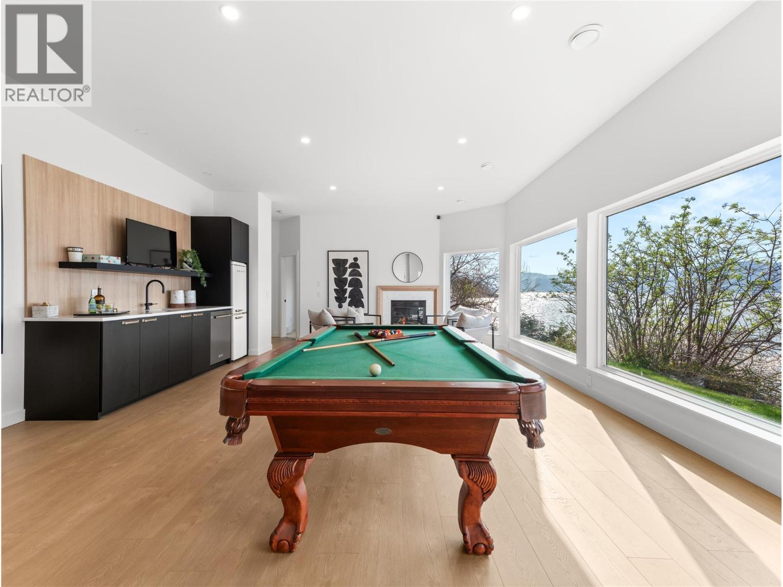 5538 Lakeshore Road - 41