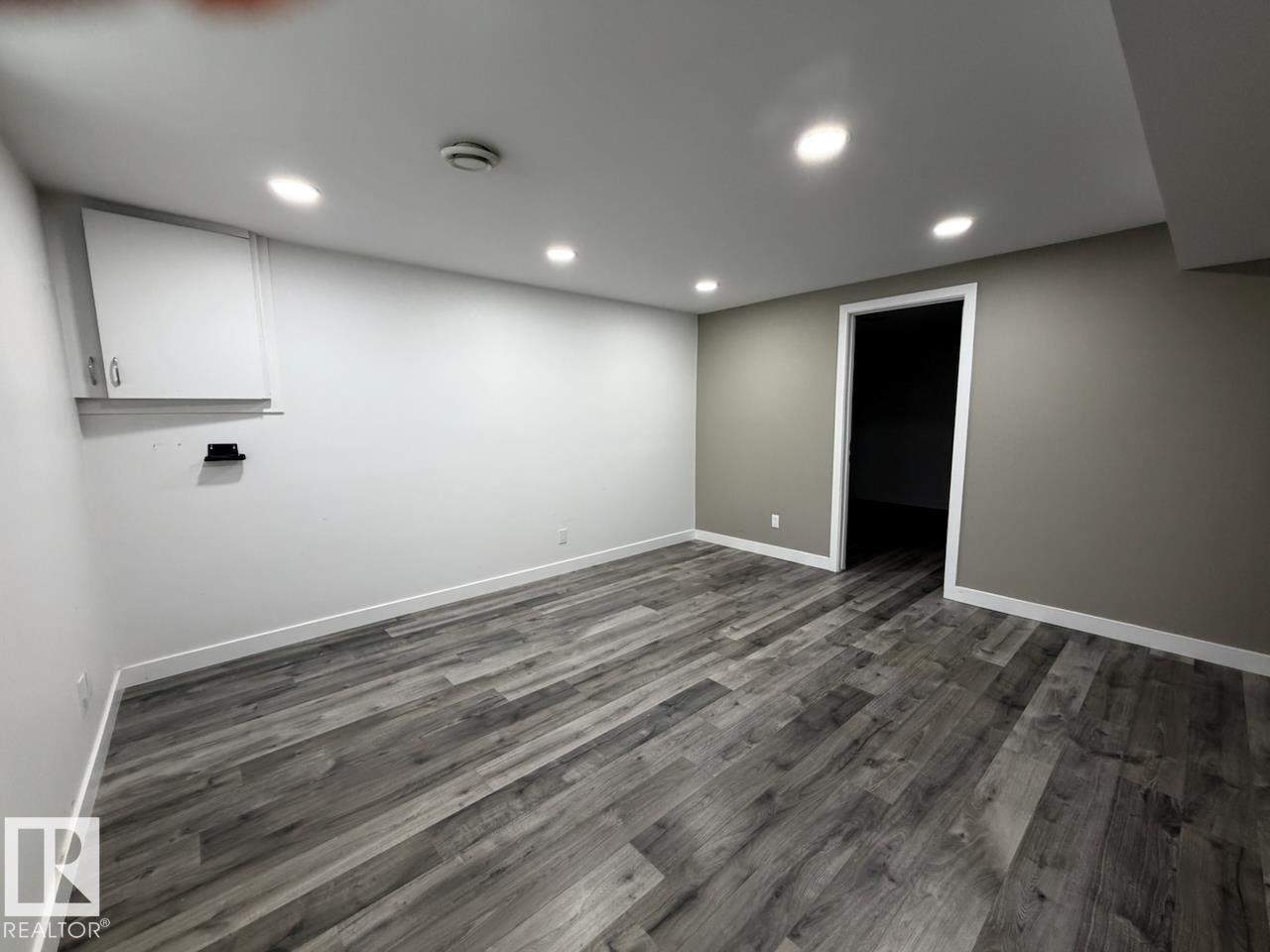 14597 121 ST NW - 20