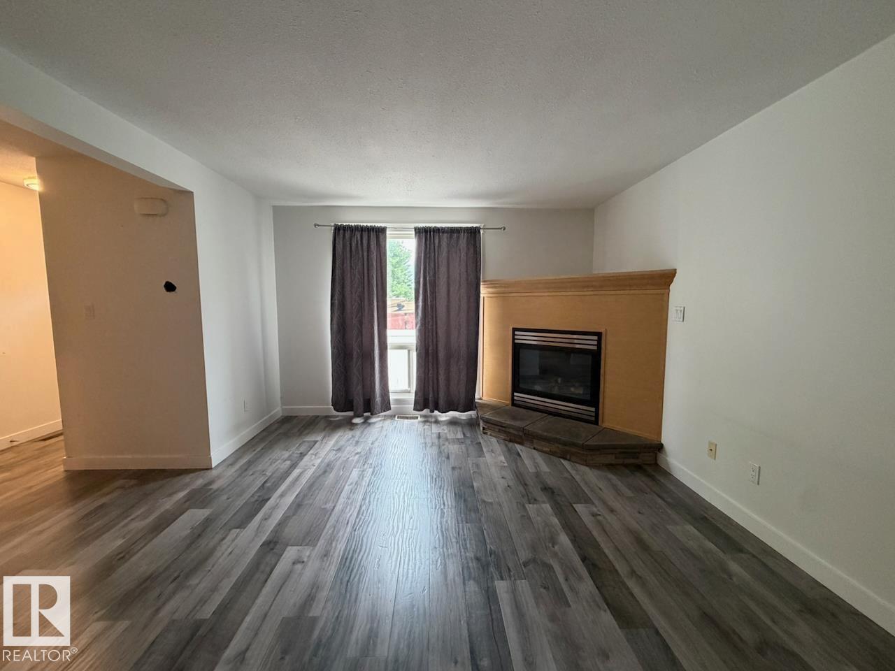 14597 121 ST NW - 7