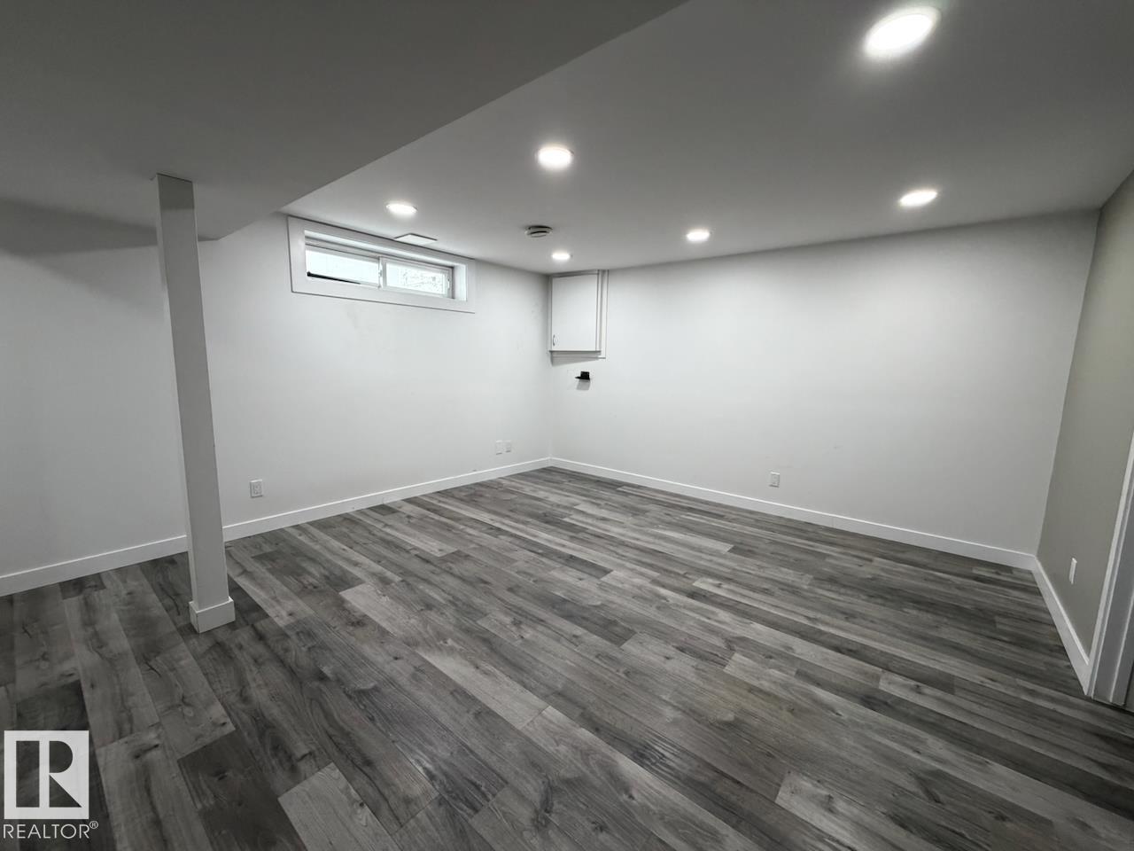 14597 121 ST NW - 22