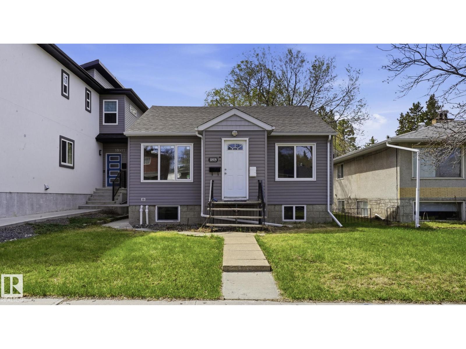 10919 68 AV NW - 1