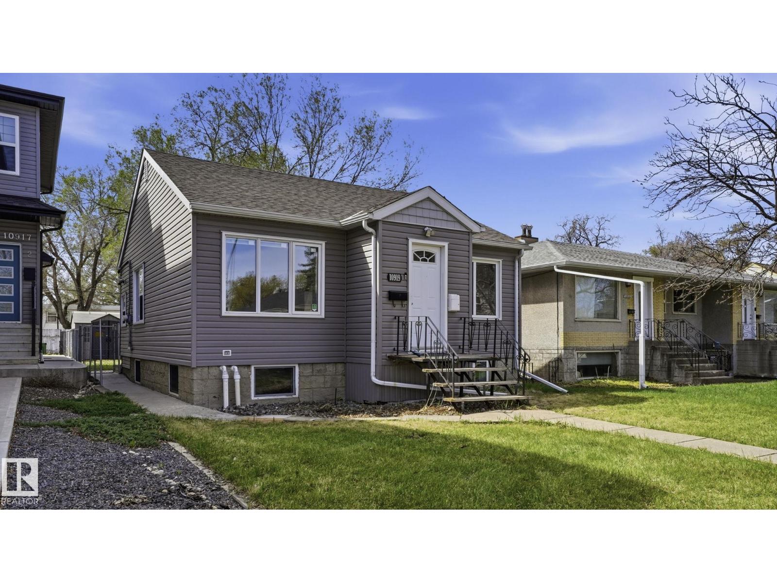 10919 68 AV NW - 2