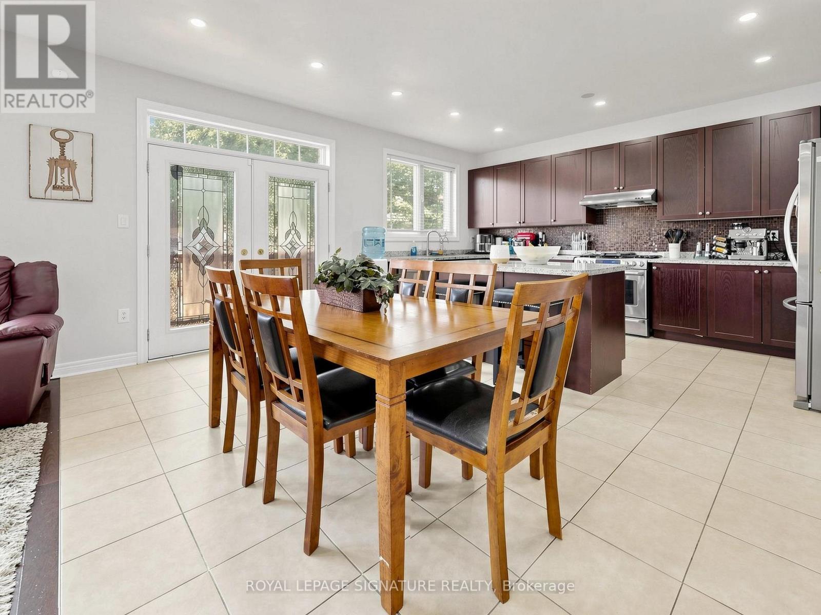 208 WESTON DRIVE - 11