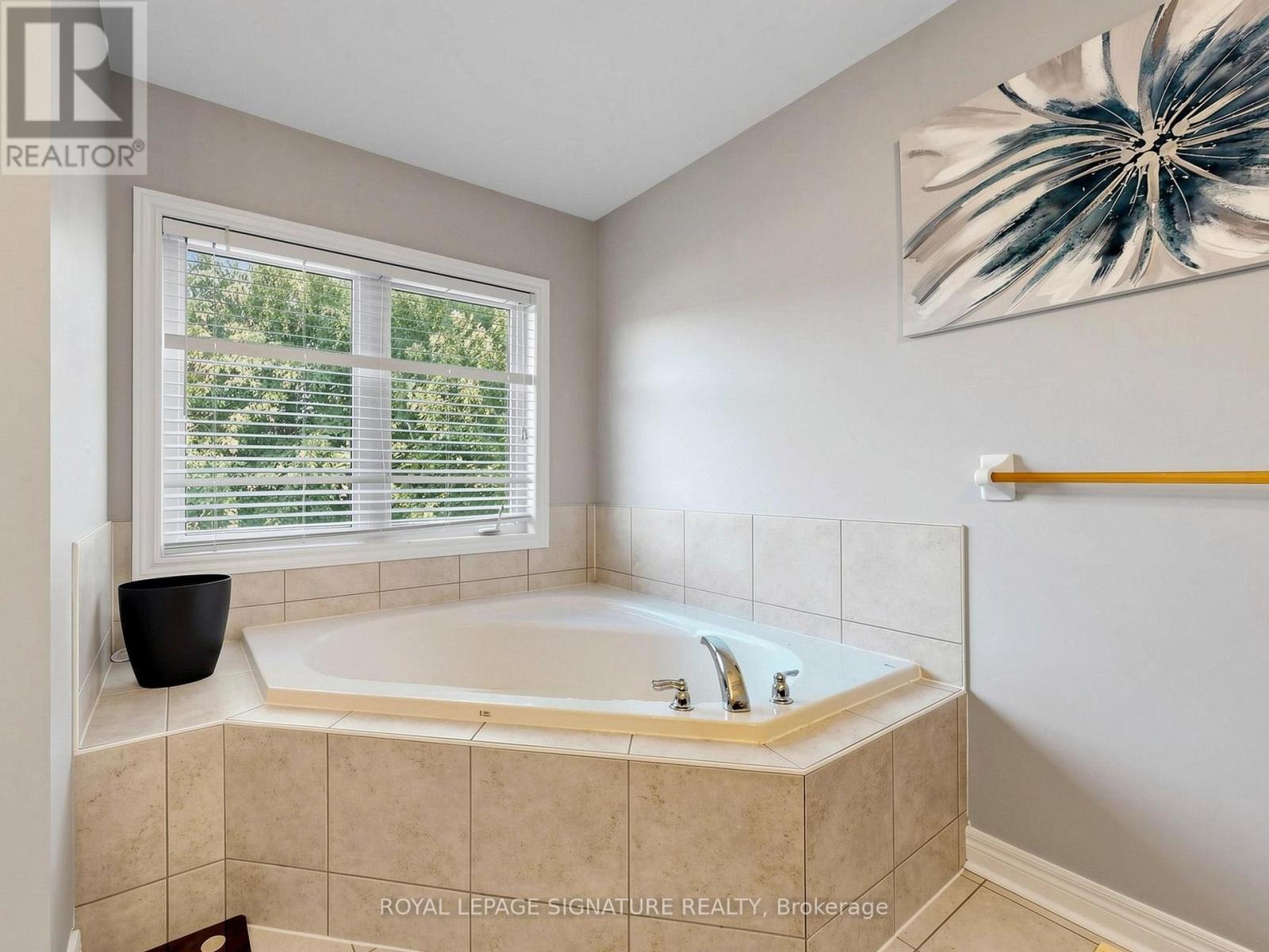 208 WESTON DRIVE - 30