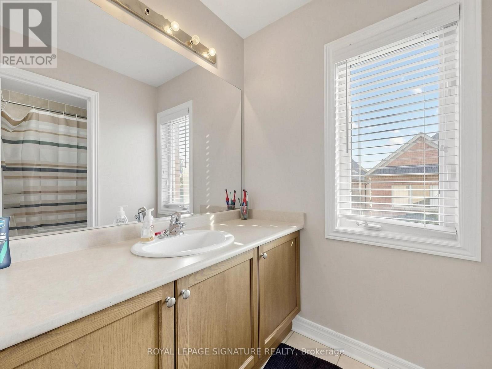 208 WESTON DRIVE - 38