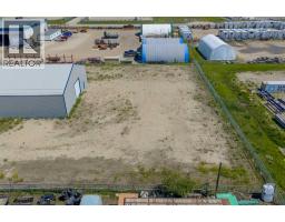 10211 88 Avenue, Clairmont, AB T8X5G8 Photo 6