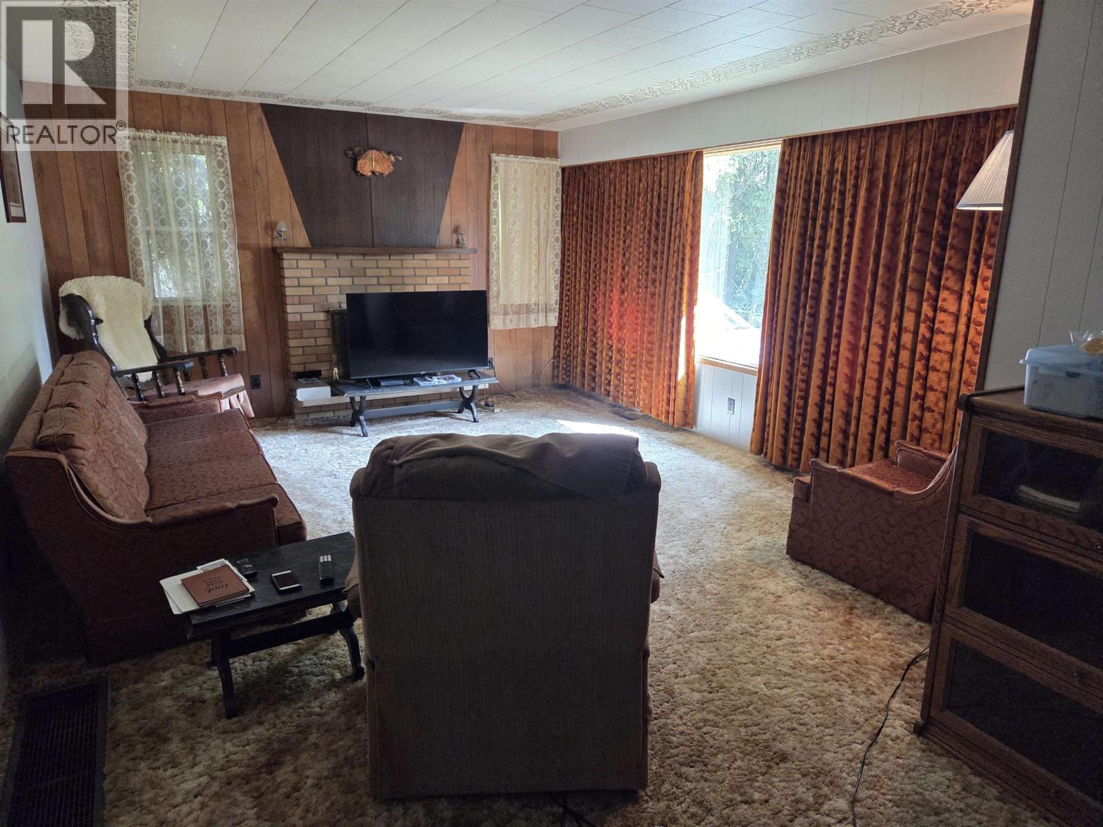 21565 HART HIGHWAY - 6
