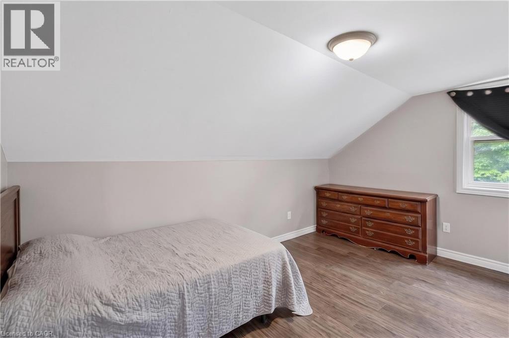 258 LYNDEN Road - 47