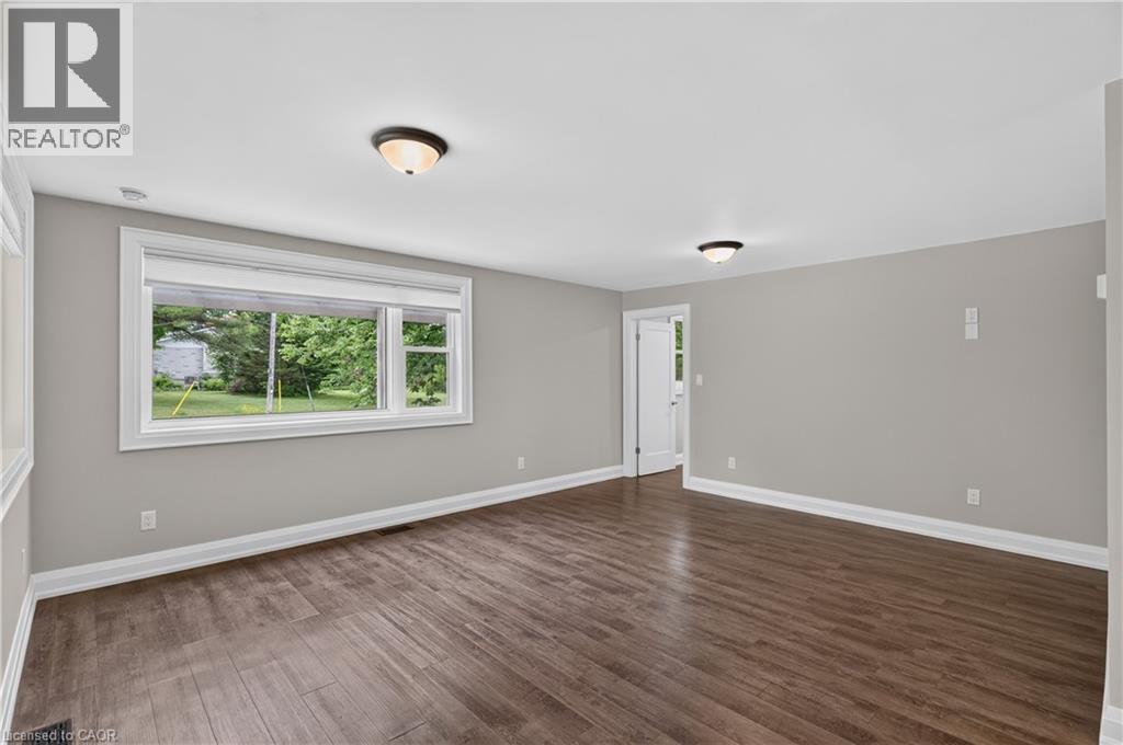 258 LYNDEN Road - 6