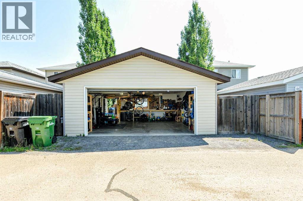 Listing photo – 4504 75 Street, Camrose