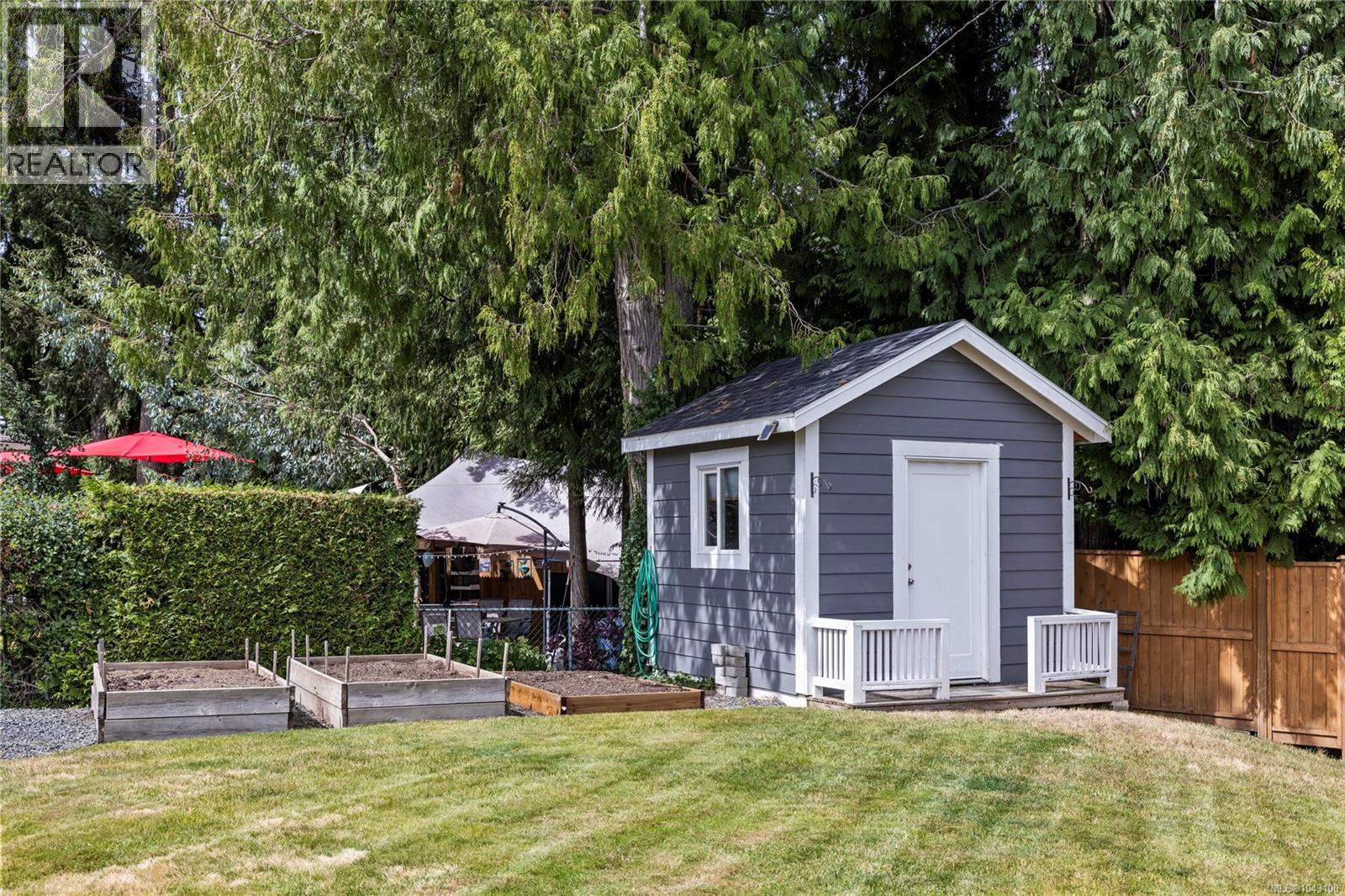 679 Chelsea Pl - Image 23