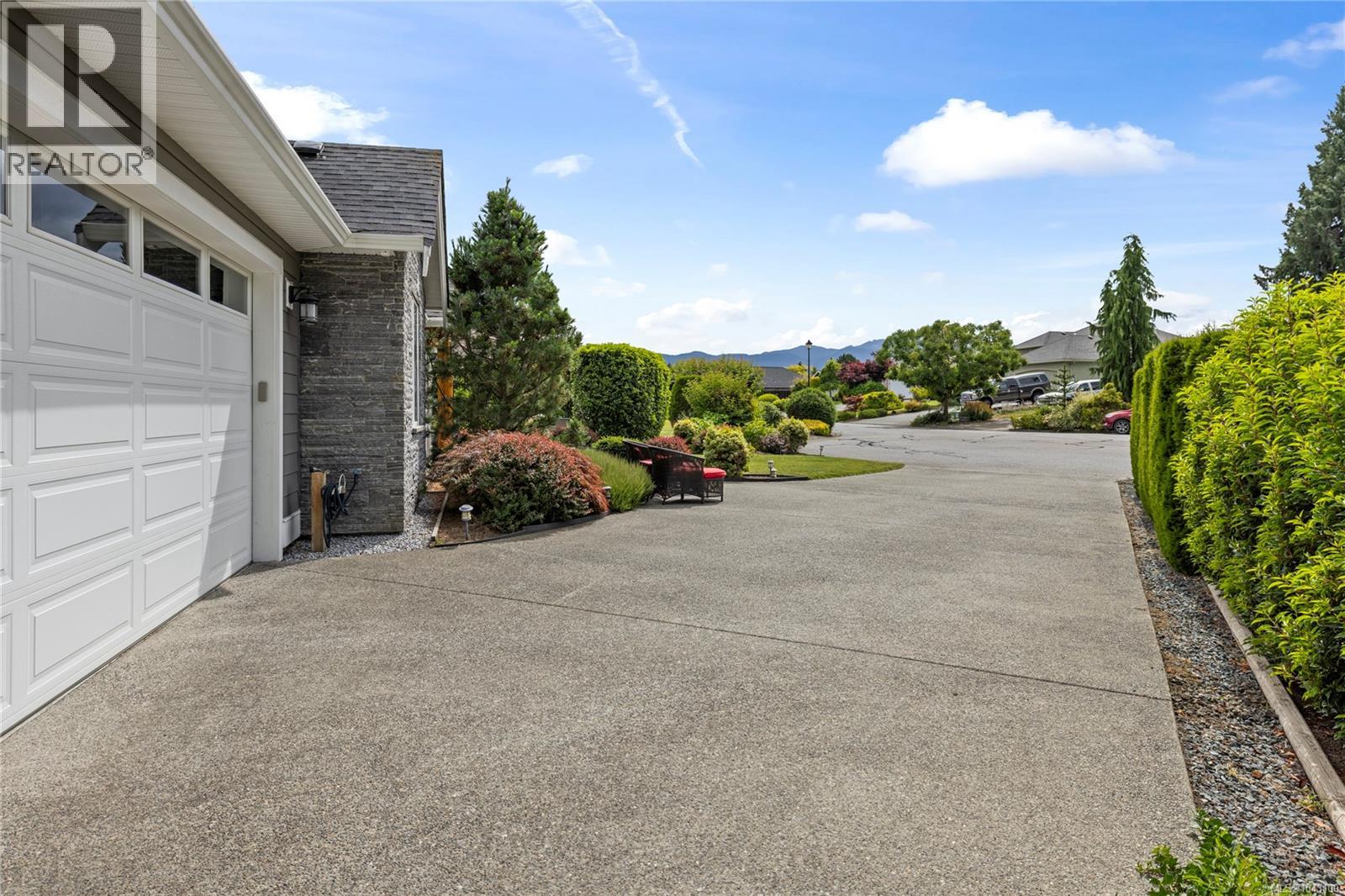 679 Chelsea Pl - Image 42