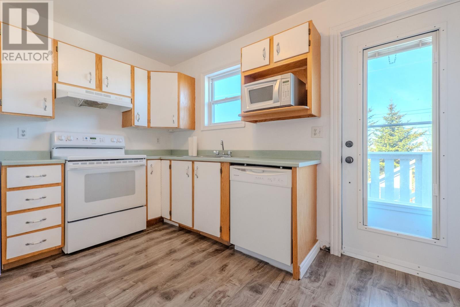 31 Wyatt Boulevard - Image 23