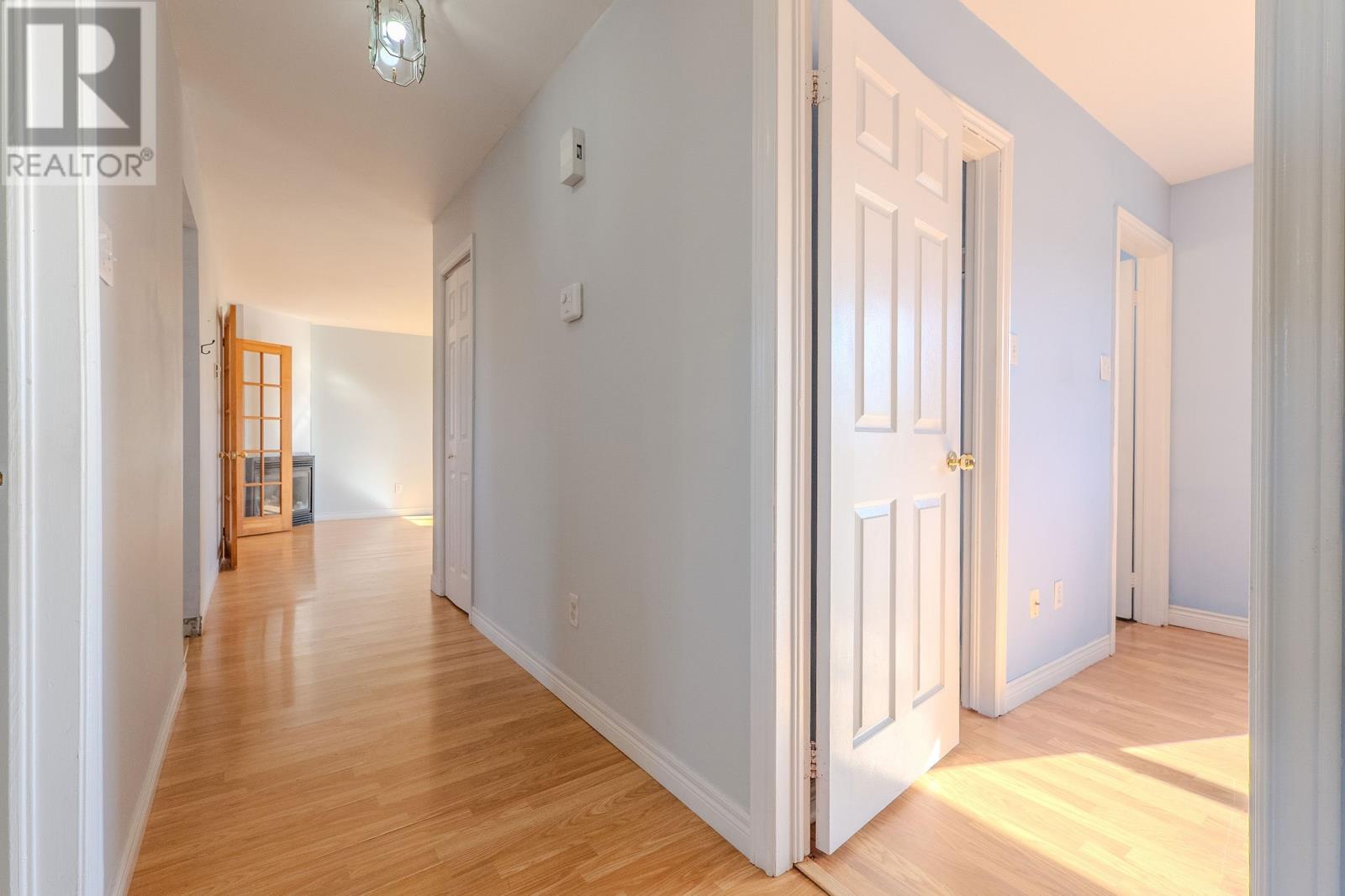 31 Wyatt Boulevard - Image 31