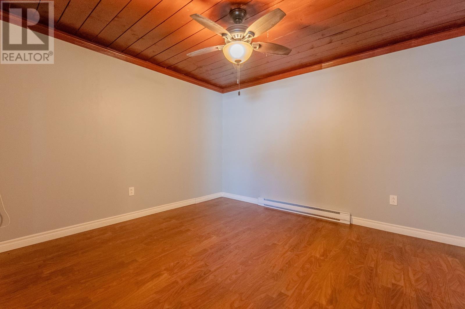 31 Wyatt Boulevard - Image 35