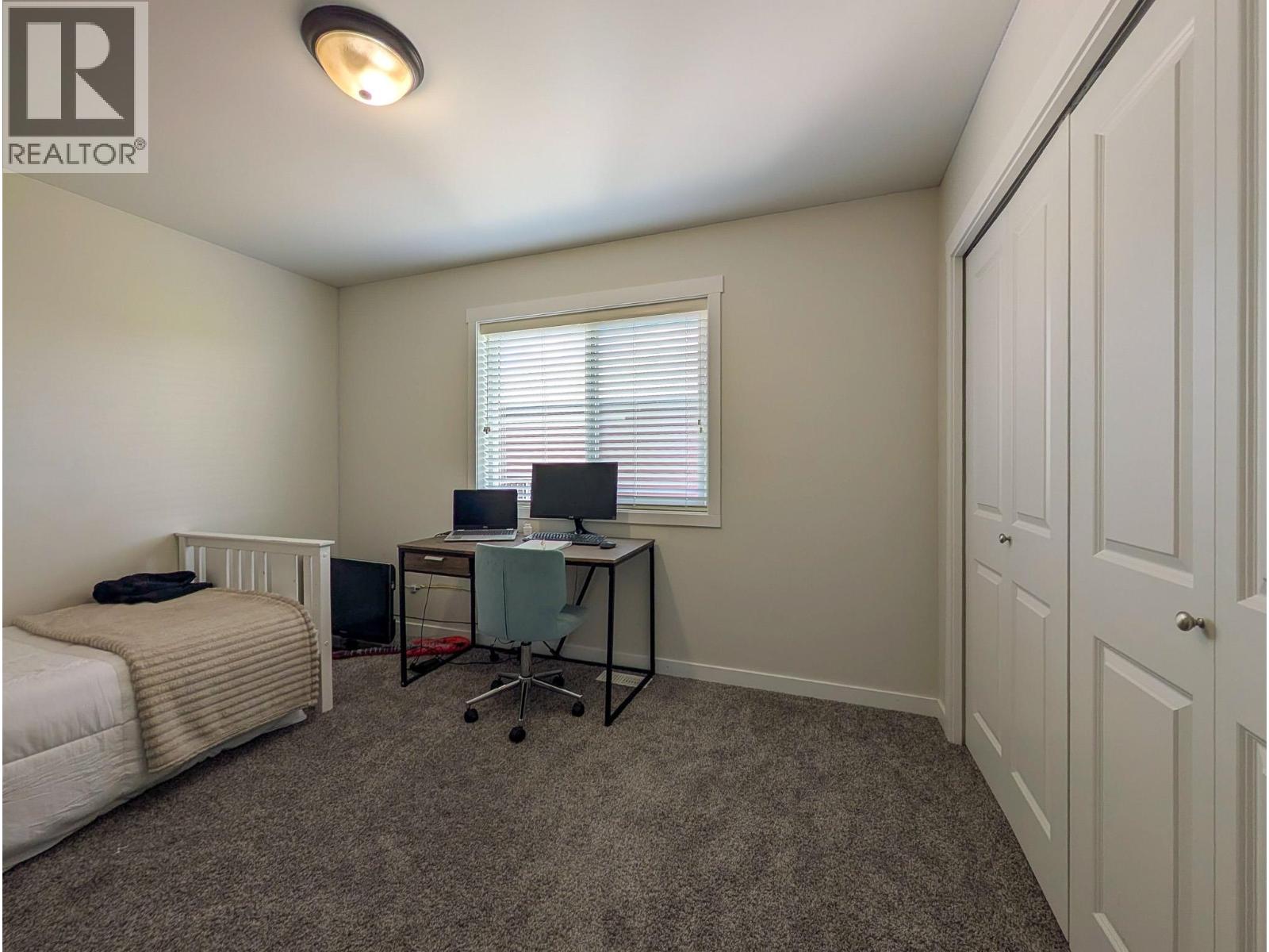 1253 N BLACKBURN ROAD - 18