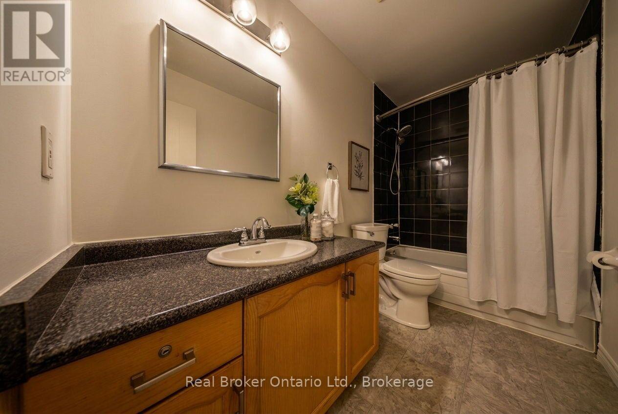530 TRICO DRIVE - 14
