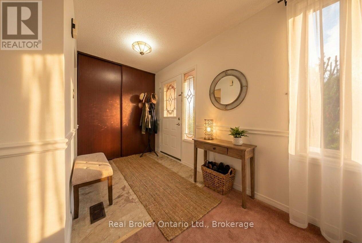 530 TRICO DRIVE - 5