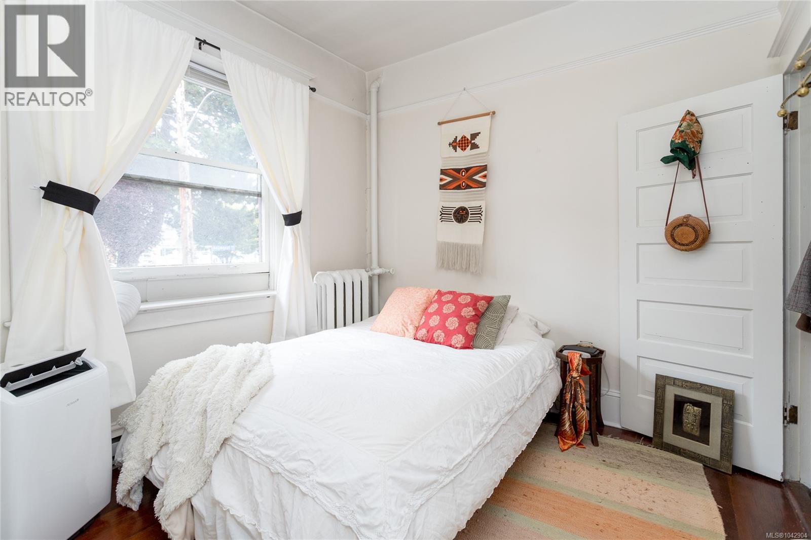 1106 Balmoral Rd - 13