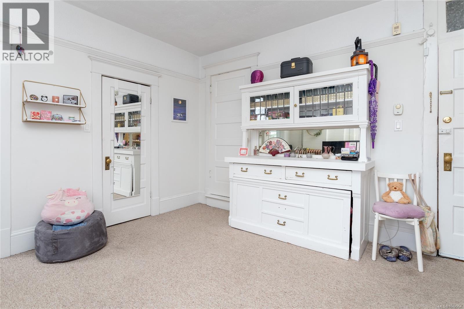 1106 Balmoral Rd - 21