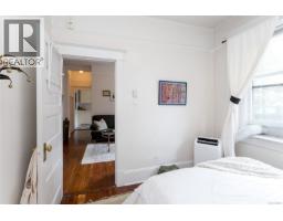 1106 Balmoral Rd, Victoria, BC V8T1B1 Photo 14