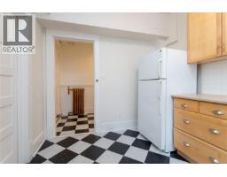 1106 Balmoral Rd, Victoria, BC V8T1B1 Photo 30