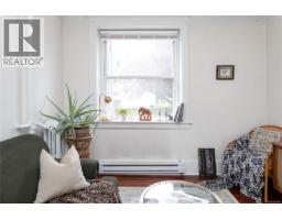 1106 Balmoral Rd, Victoria, BC V8T1B1 Photo 9