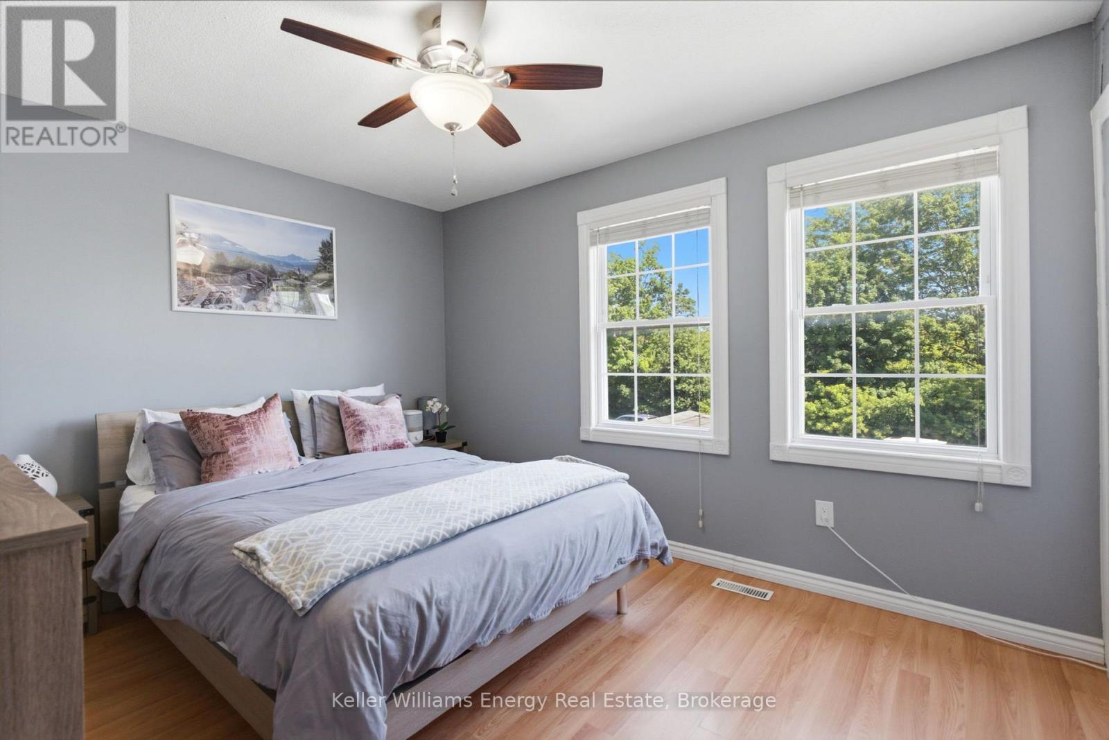 1454 VALLEY DRIVE - 19