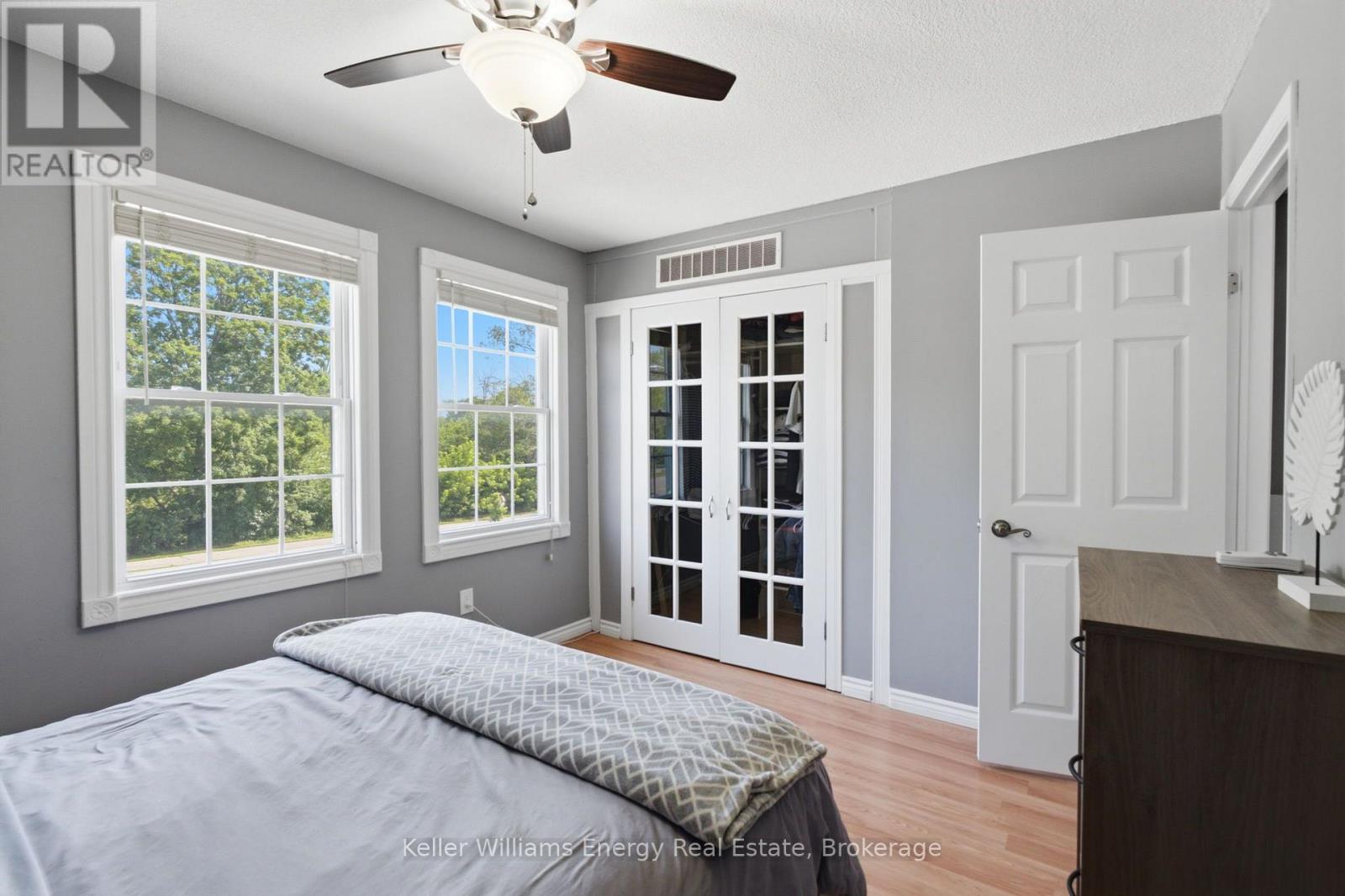 1454 VALLEY DRIVE - 20
