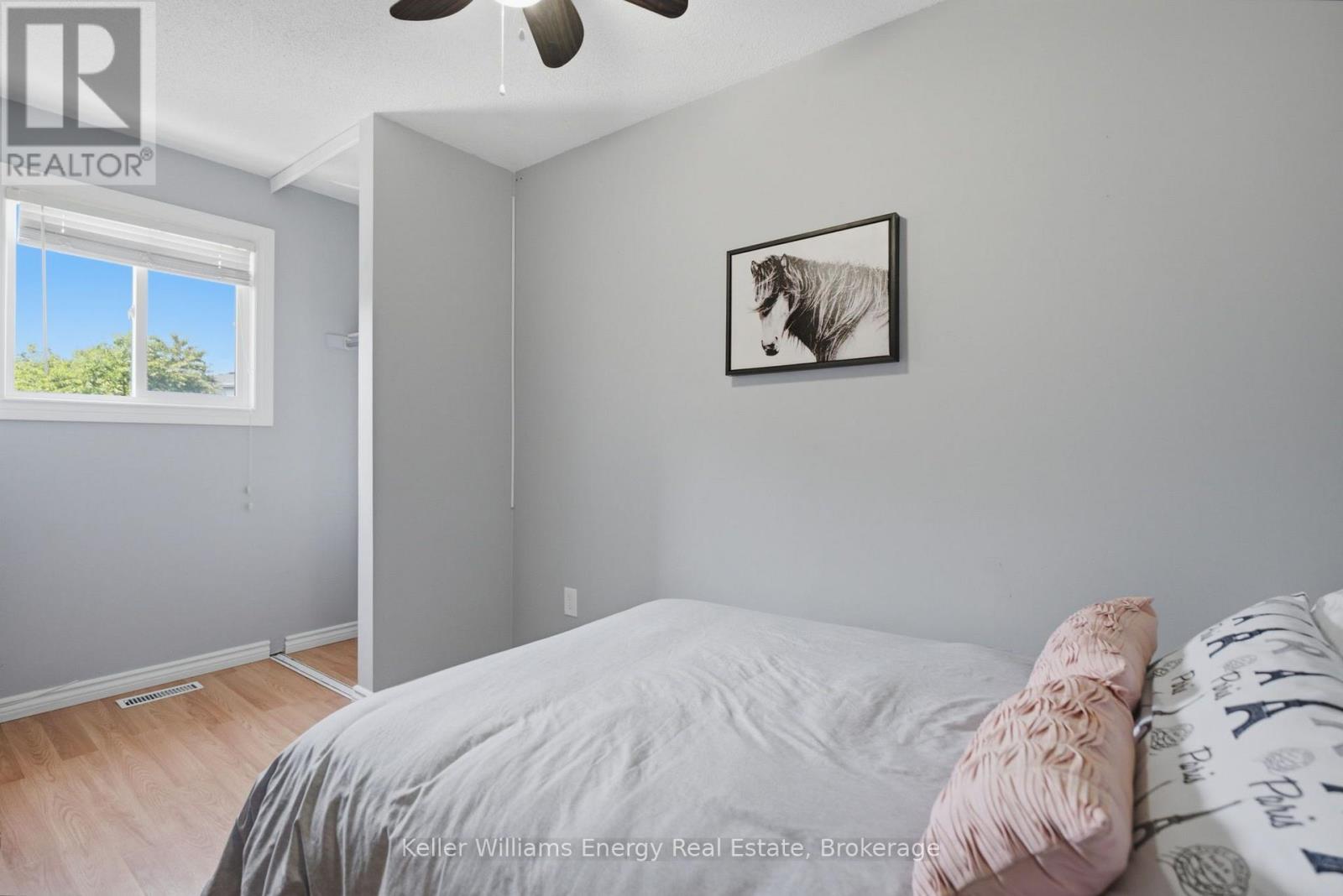1454 VALLEY DRIVE - 22