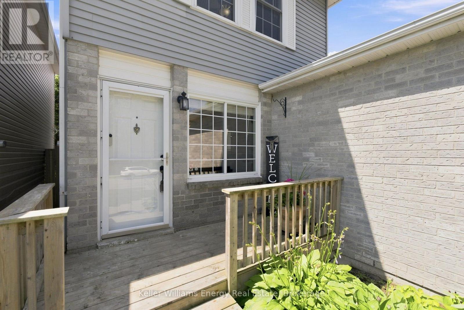 1454 VALLEY DRIVE - 4