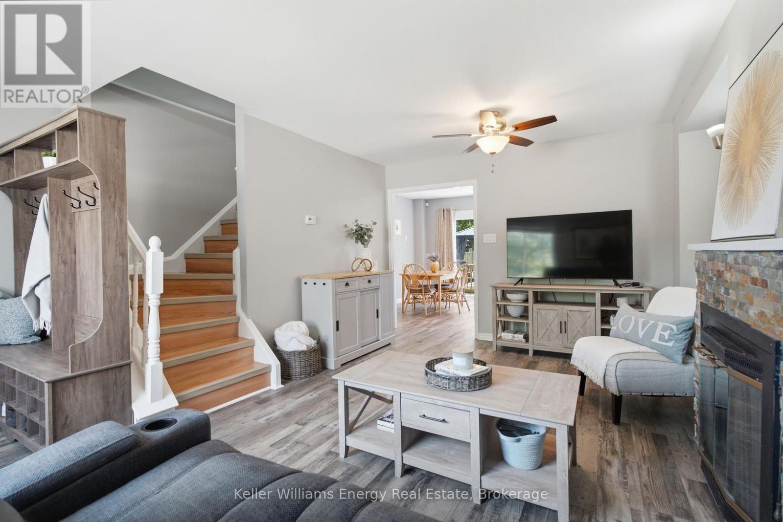 1454 VALLEY DRIVE - 8