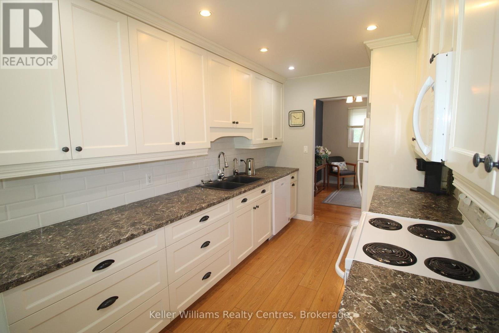129 COUNTRY LANE ROAD - 22
