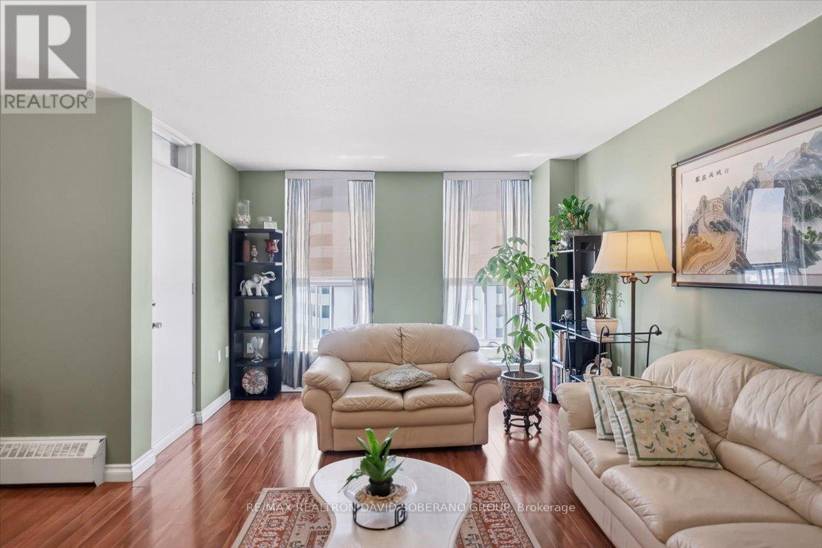 #601 130 NEPTUNE DRIVE - Image 12