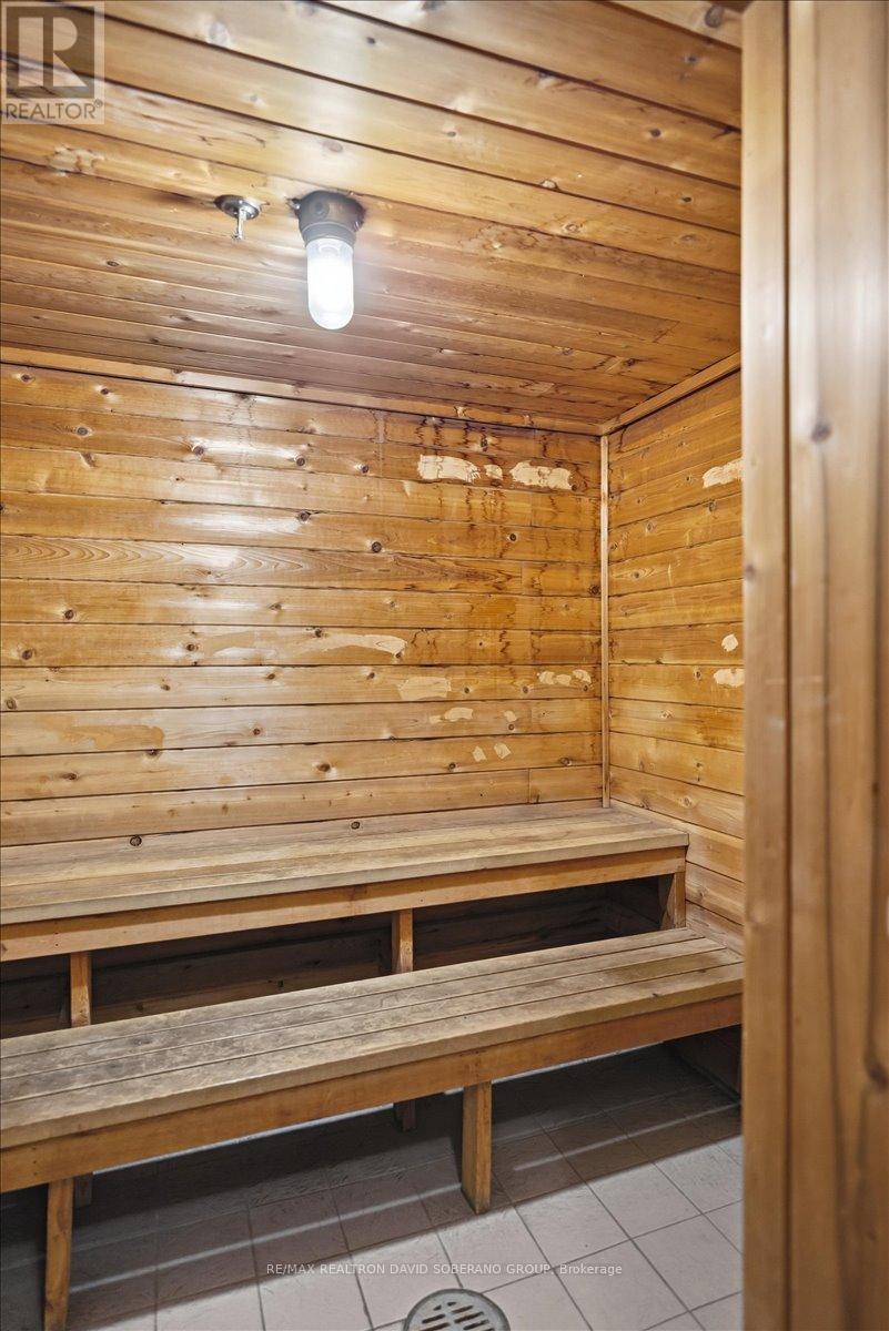 #601 130 NEPTUNE DRIVE - Image 33