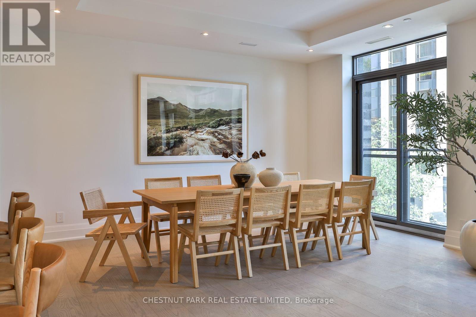 #404 10 PRINCE ARTHUR AVENUE - Image 11