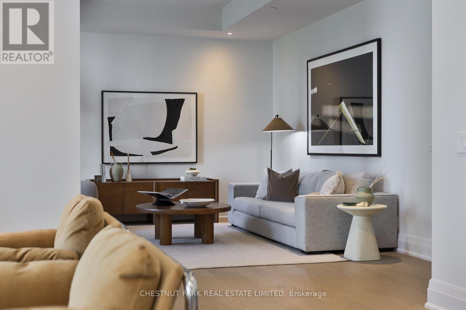 #404 10 PRINCE ARTHUR AVENUE - Image 17