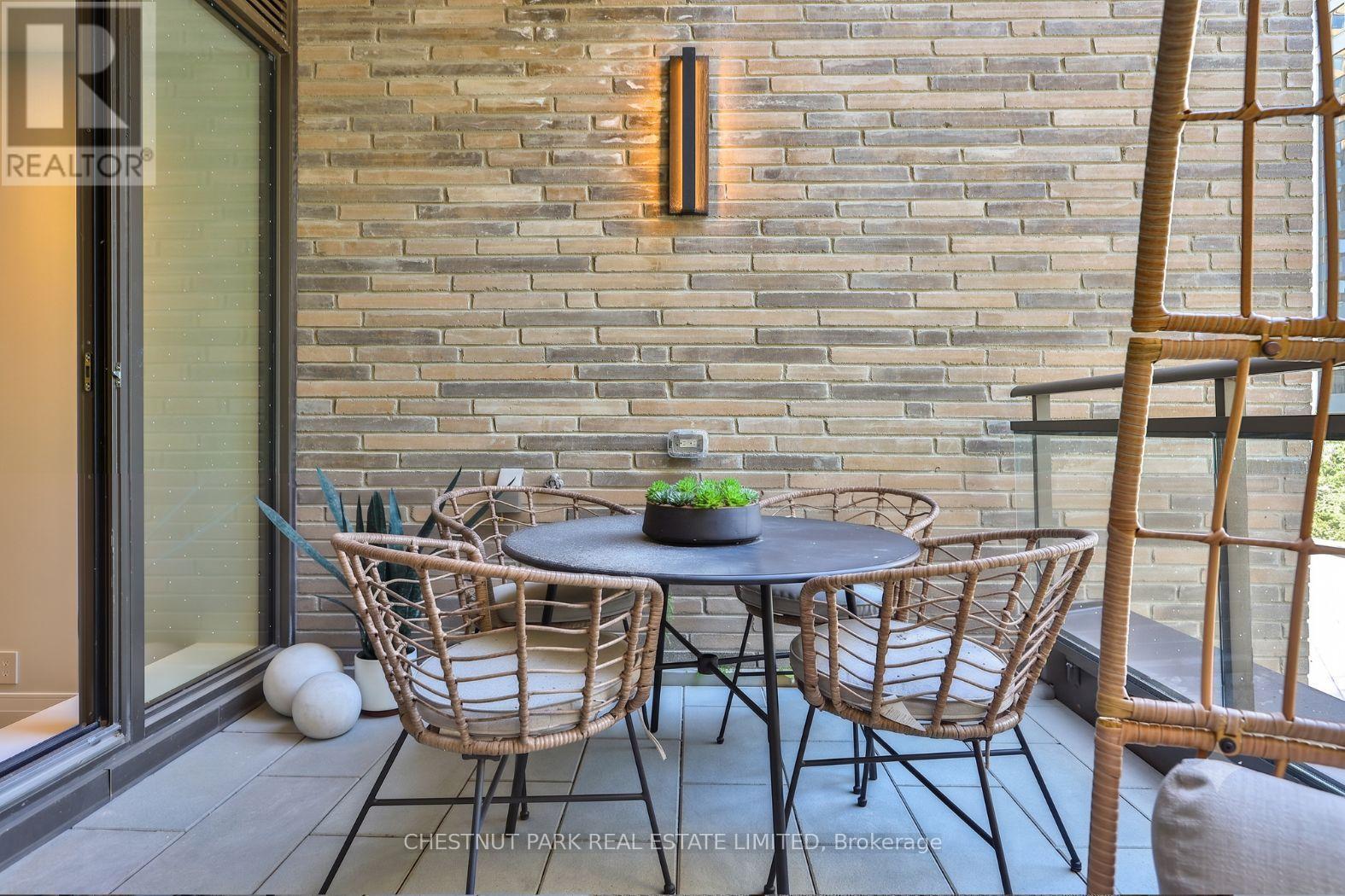 #404 10 PRINCE ARTHUR AVENUE - Image 21