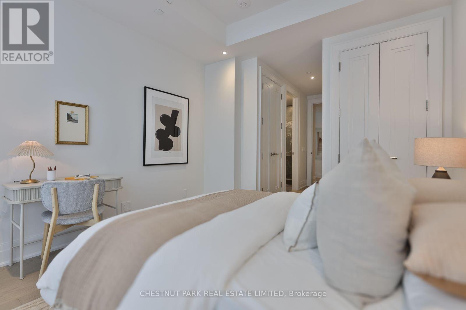 #404 10 PRINCE ARTHUR AVENUE - Image 36