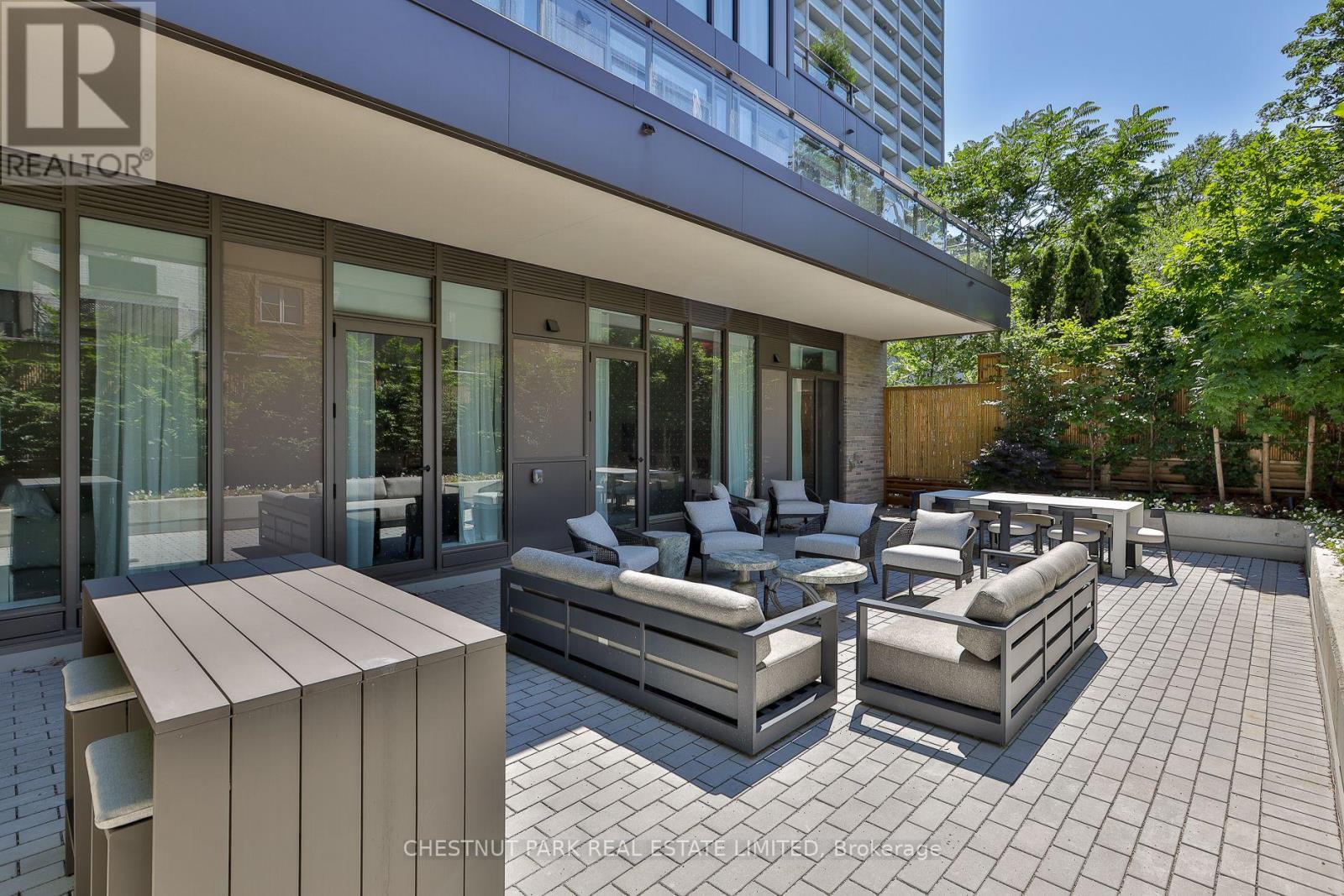 GARDEN HOME 1 - 10 PRINCE ARTHUR AVENUE - Image 6