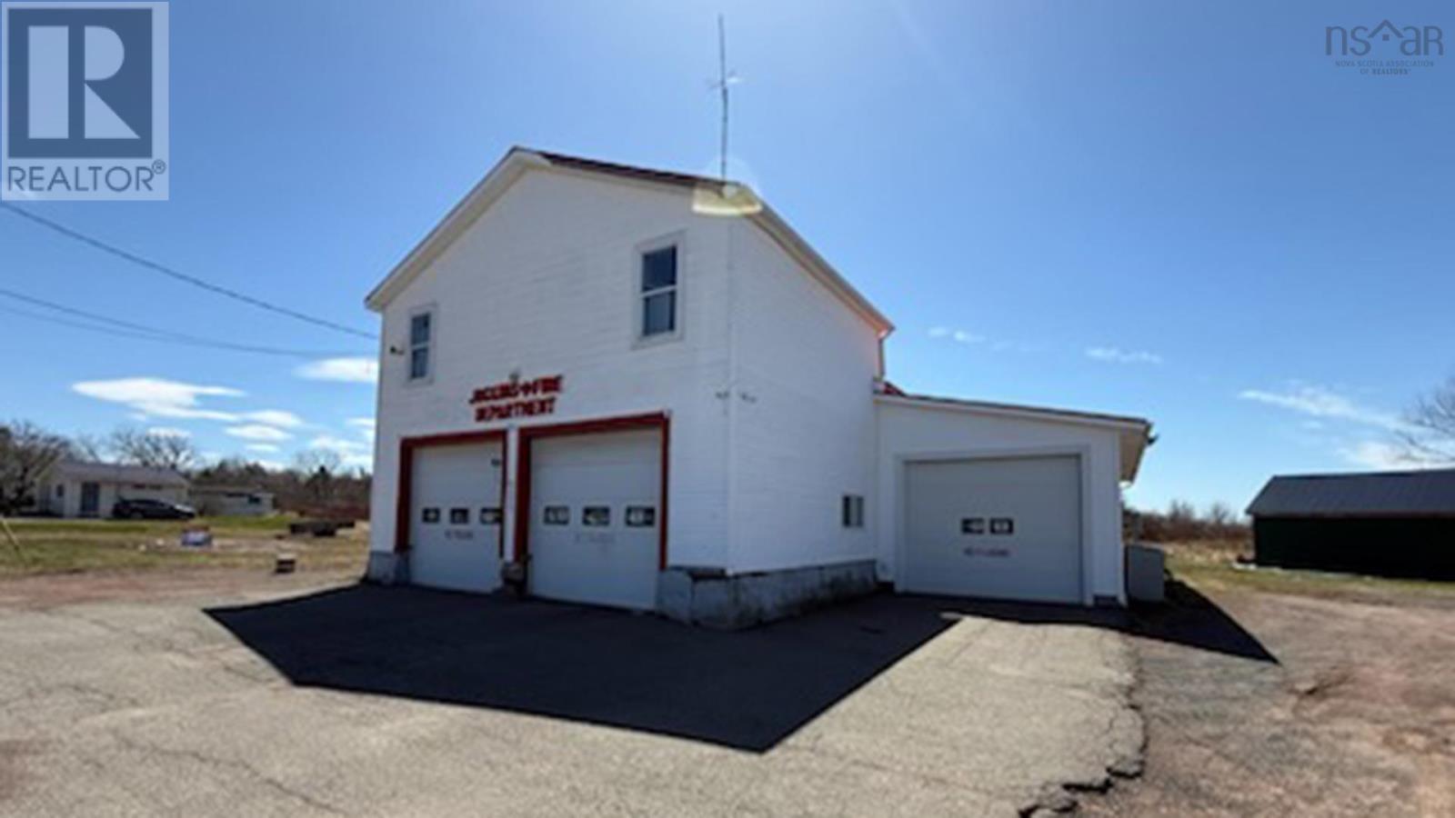 2 Highway 242, Joggins — photo 2